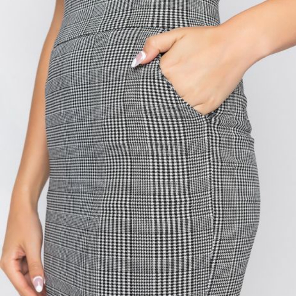AKIRA HIGH WAISTED PLAID MINI SKIRT